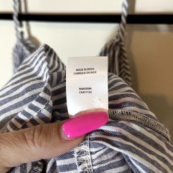 BeachLunchLounge Lightweight Striped Cotton Ruffled Summer Top Size Small - Picture 6 of 8